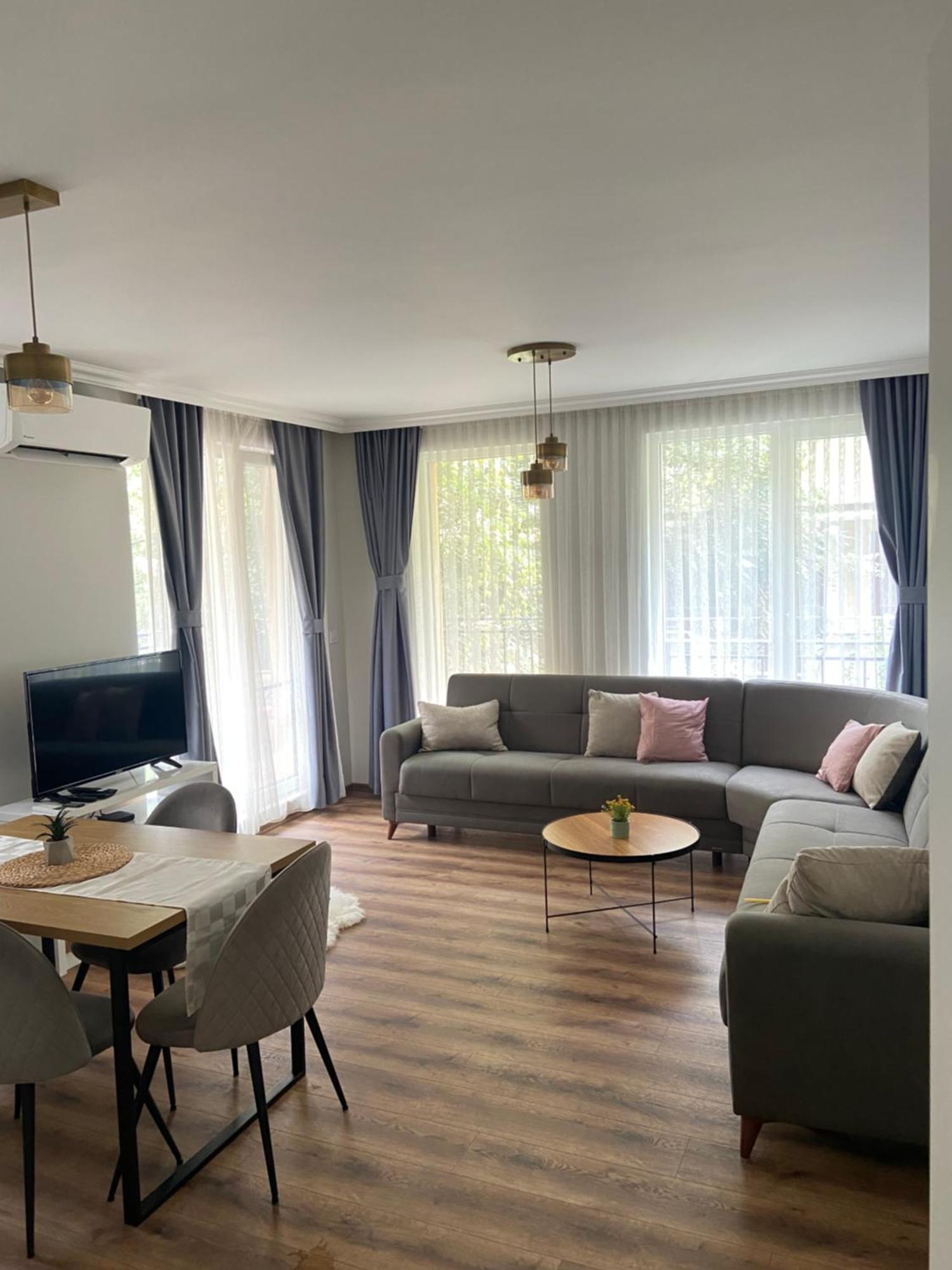 M&M Center Apartment With Free Parking Plovdiv Kültér fotó